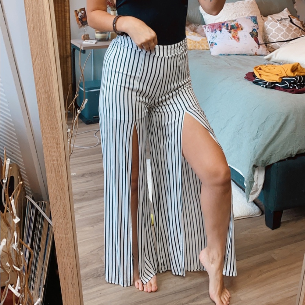 Striped slit pants